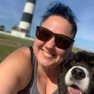 Meet your Posher, Jenn